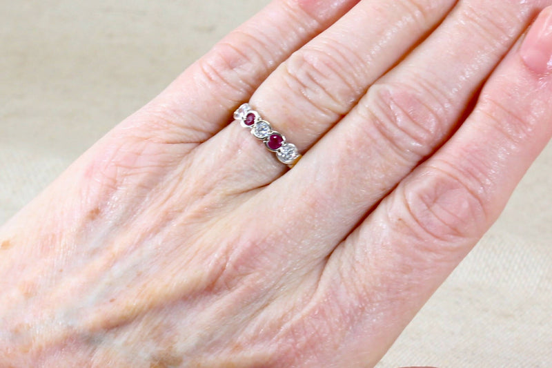 9ct Gold & Red Spinel Band Ring