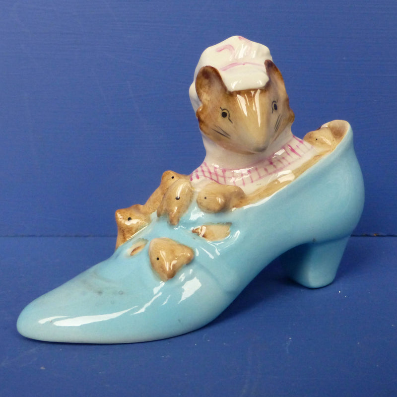 Beswick Beatrix Potter Figurine The Old Woman Who Lived In A Shoe BP2 (Gold Backstamp)