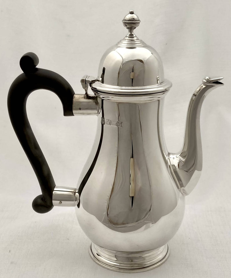 Elizabeth II Silver Bachelor s Coffee Pot. Birmingham 1973 Barker Ellis Silver Co. 12.7 troy ounces