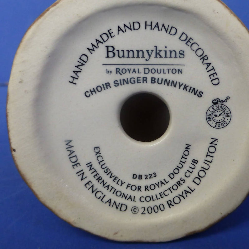 Royal Doulton Bunnykins Figurine - Choir Singer Bunnykins DB223