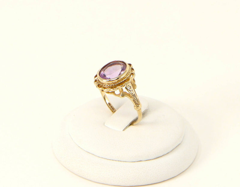 Vintage 9ct Gold Amethyst Ring