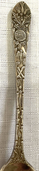 Aesthetic Movement cased set of naturalistic double struck teaspoons and sugar tongs, circa 1880 - 1900.