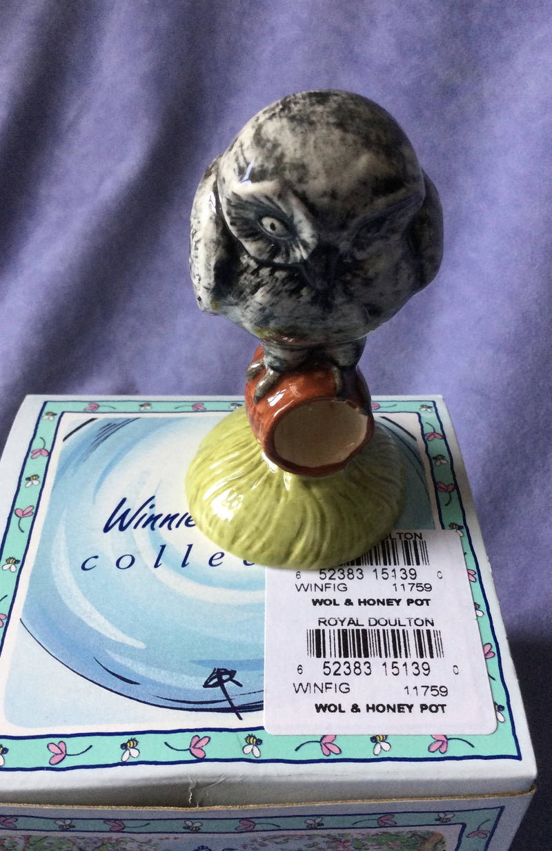 Royal Doulton Wol and the honeypot figure WP35 Doulton Winnie The Pooh figure