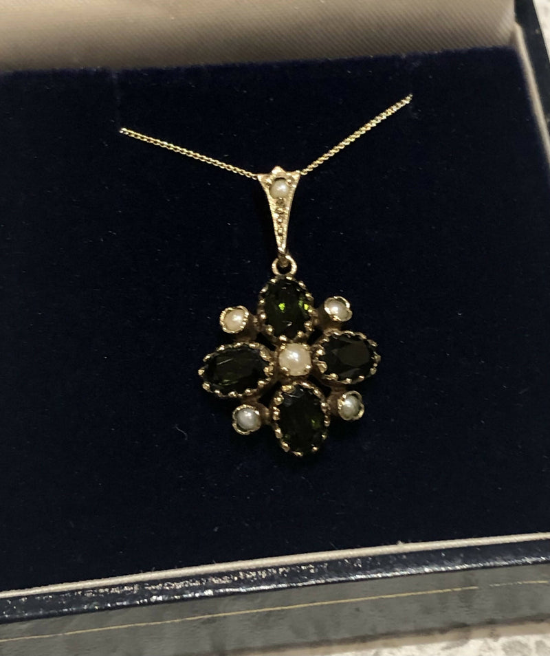 Edwardian 15ct Yellow Gold Green Tourmaline & Seed Pearl Drop Pendant