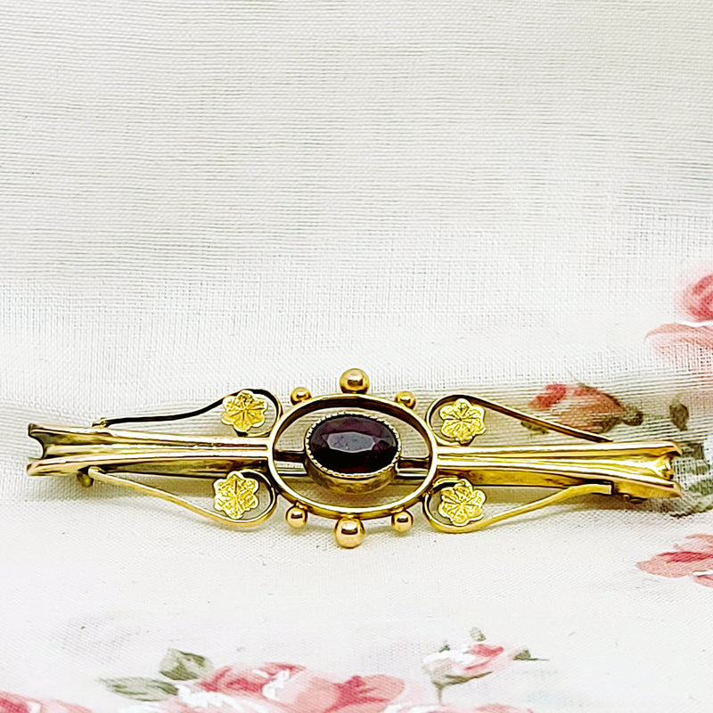 Victorian 9ct Gold Garnet Bar Brooch