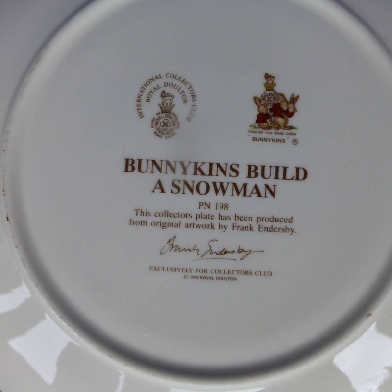 Royal Doulton Plate Bunnykins Builds A Snowman PN198