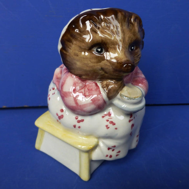 Royal Albert Beatrix Potter Figurine - Mrs Tiggywinkle Takes Tea (Boxed)