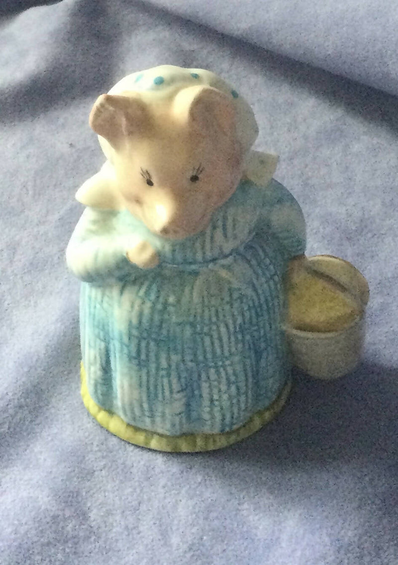 Royal Albert Aunt Petitoes figure Royal Albert Beatrix Potter Pig Figurine