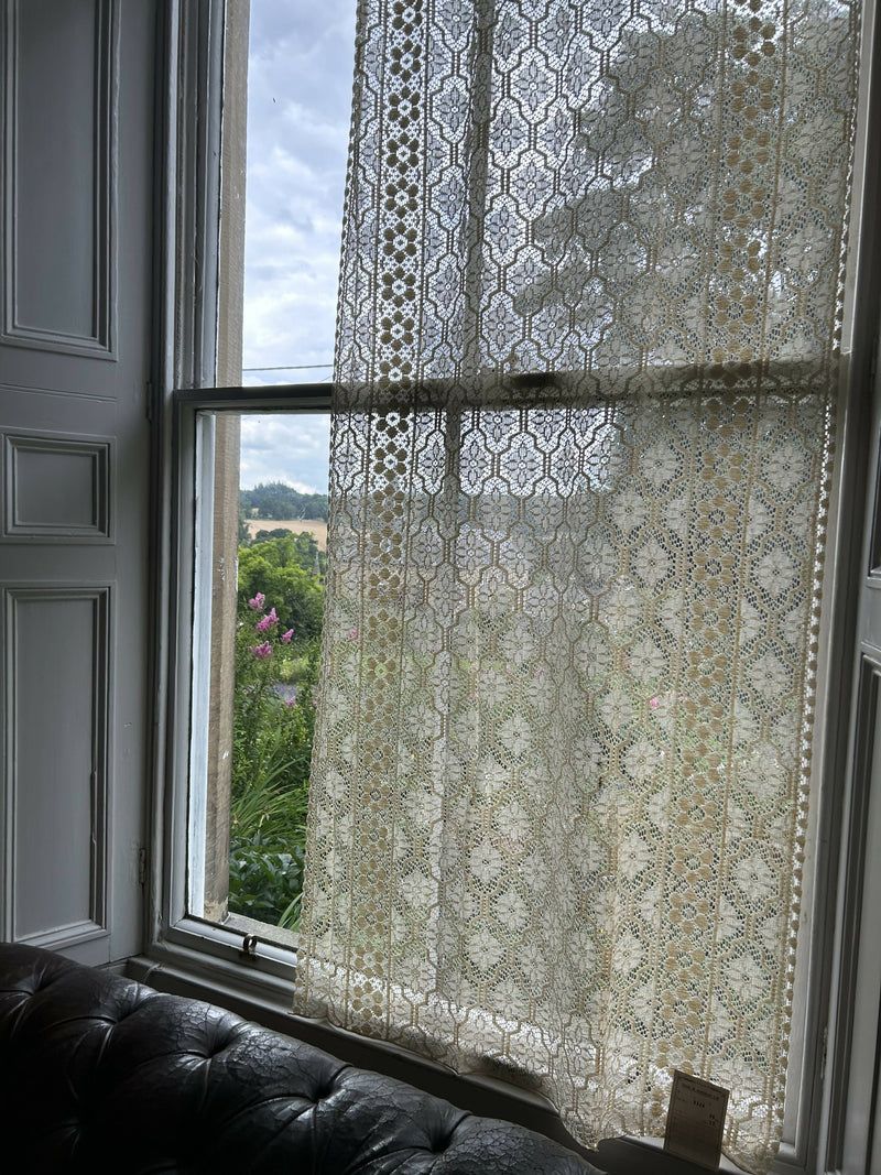 Esme - 1 Vintage Arts & Crafts Period Scottish ecru Cotton Lace Curtain Panel - 36" x 68"
