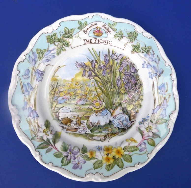 Royal Doulton Brambly Hedge Plate - The Picnic from the series by Jill Barklem