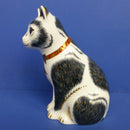 Royal Crown Derby Paperweight - Mother Cat (Black and White)
