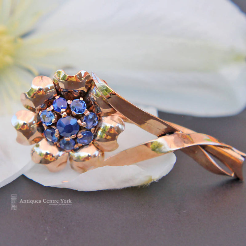 1940's 9ct Sapphire Flower Brooch