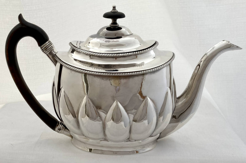 Georgian, George III, Silver Tea Set. London 1802 Solomon Hougham. 32.9 troy ounces.