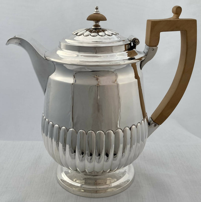 Georgian, George IV, Silver Hot Water Jug. London 1820 James Wintle. 20.1 troy ounces.