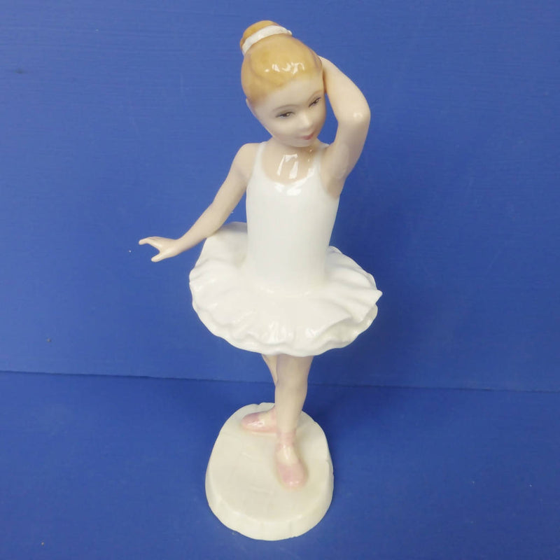 Royal Doulton Figurine Little Ballerina HN3395