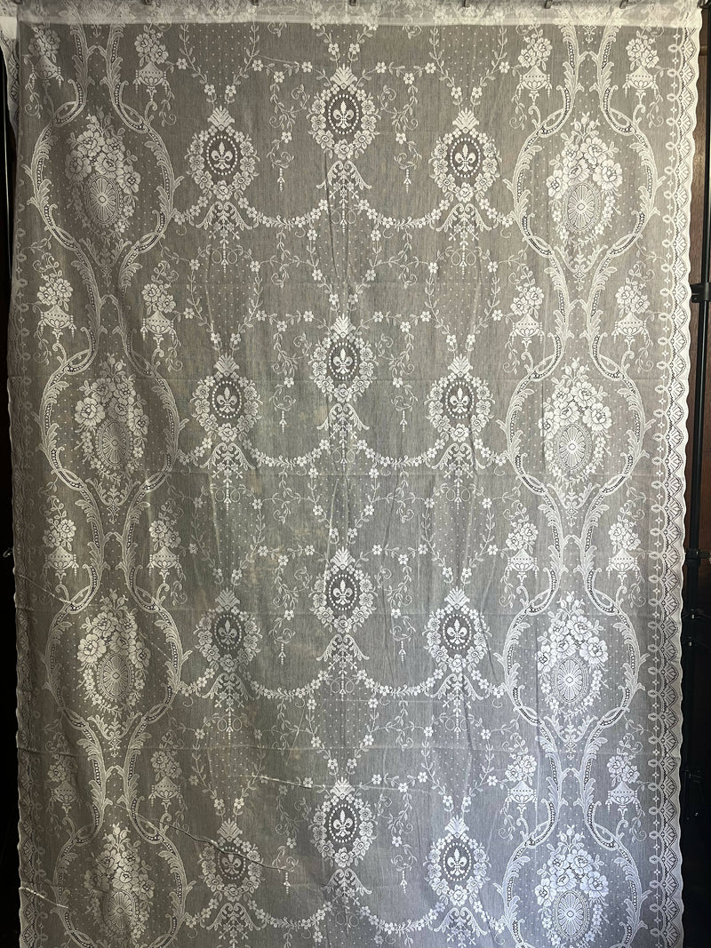 Agatha Victorian Delicate Design Lace Panel White 60” / 125”