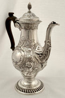 Georgian, George III, Silver Coffee Pot. London 1772 William Grundy. 31 troy ounces.