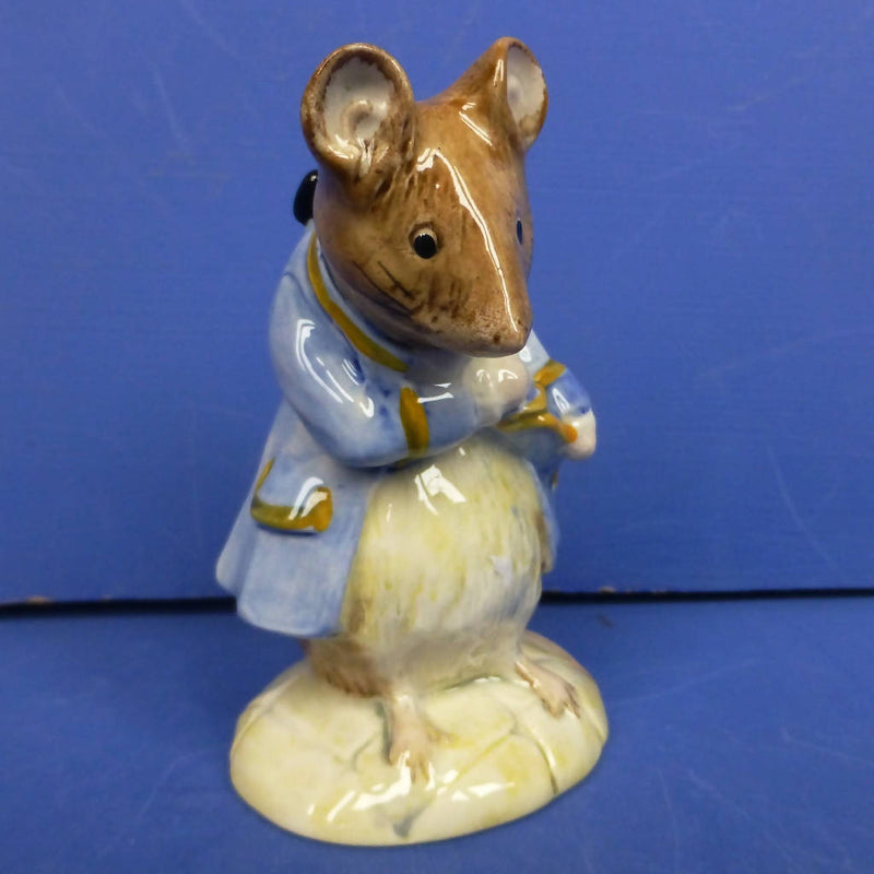 Royal Albert Beatrix Potter Figurine - Gentleman Mouse Made A Bow - Boxed