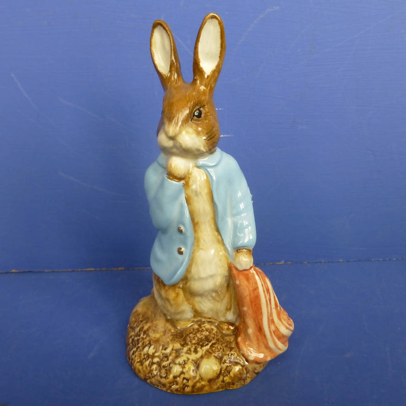 Beswick Beatrix Potter Figurine - Peter And The Pocket Handkerchief (Gold Buttons and Gold Backstamp) - Boxed