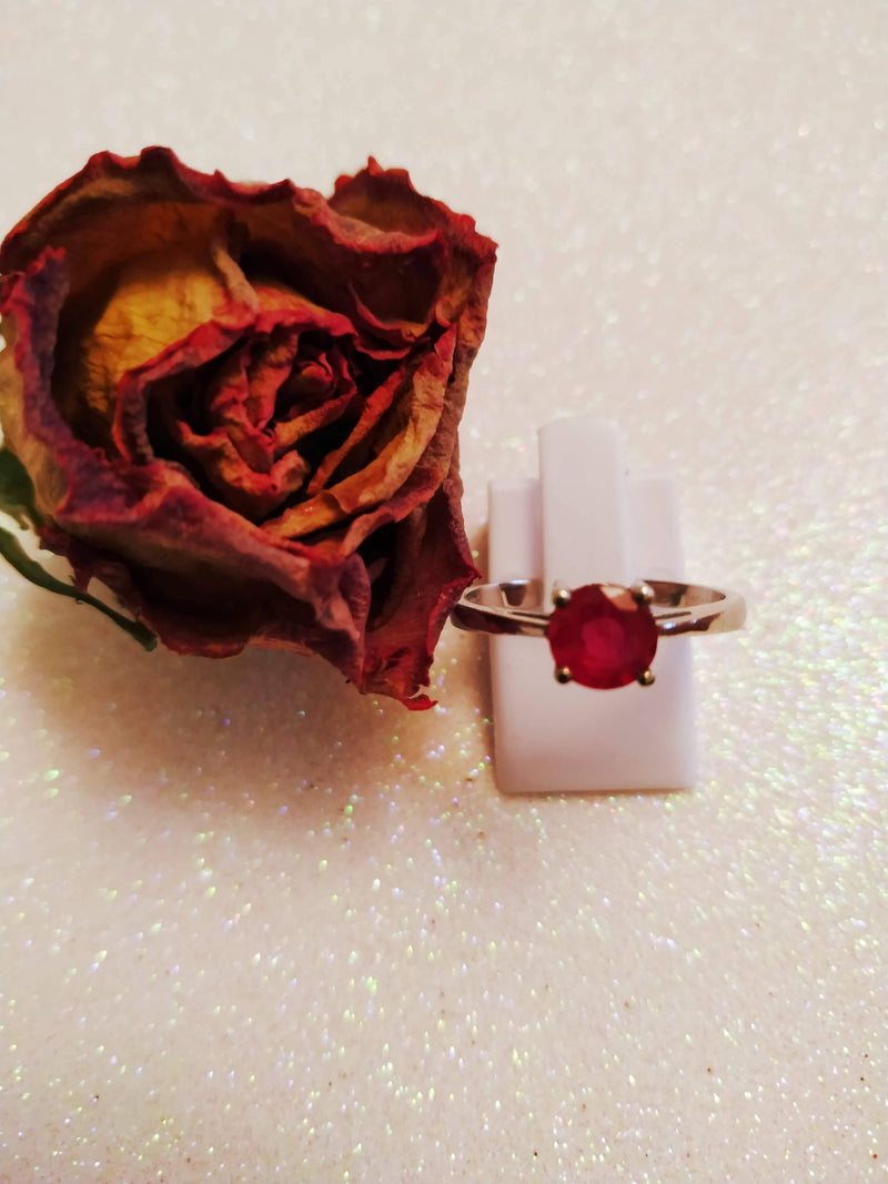 New Ruby Solitaire Size N/O