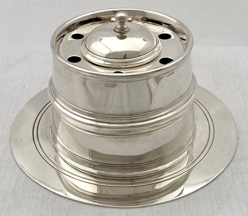 George V Silver Capstan Inkwell. London 1912 Sebastian Garrard. 9.2 troy ounces.