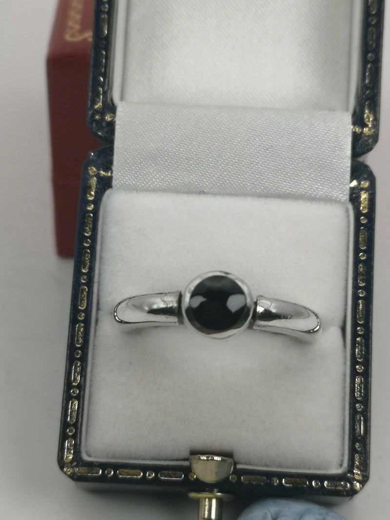 Vintage Sterling Silver & Onyx Statement Ring