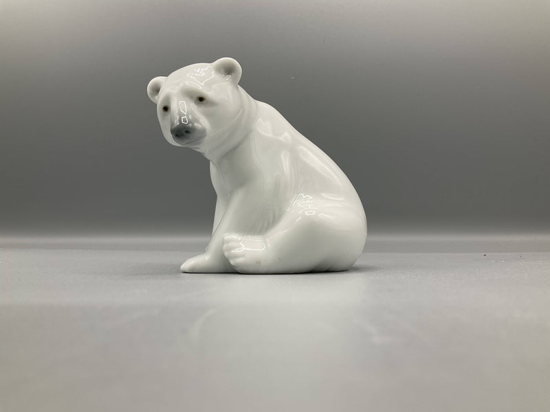 Lladro polar bear