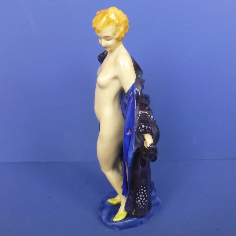 Royal Doulton Figurine - The Bather HN687 by Leslie Harradine