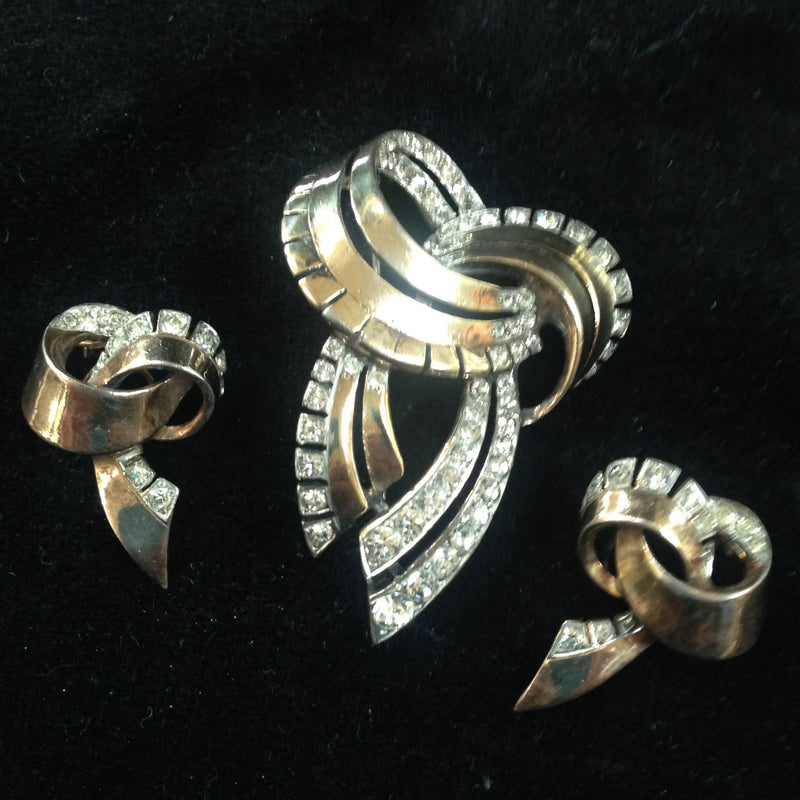 Stylish 1950's gilt paste brooch and earrings set