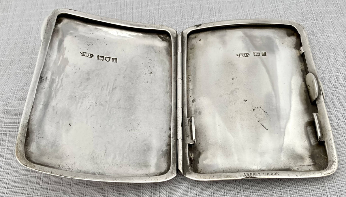 asprey cigarette case Rotating' Art Deco Box by and Co at 1stDibs Sterling Silver Cigarette Box from