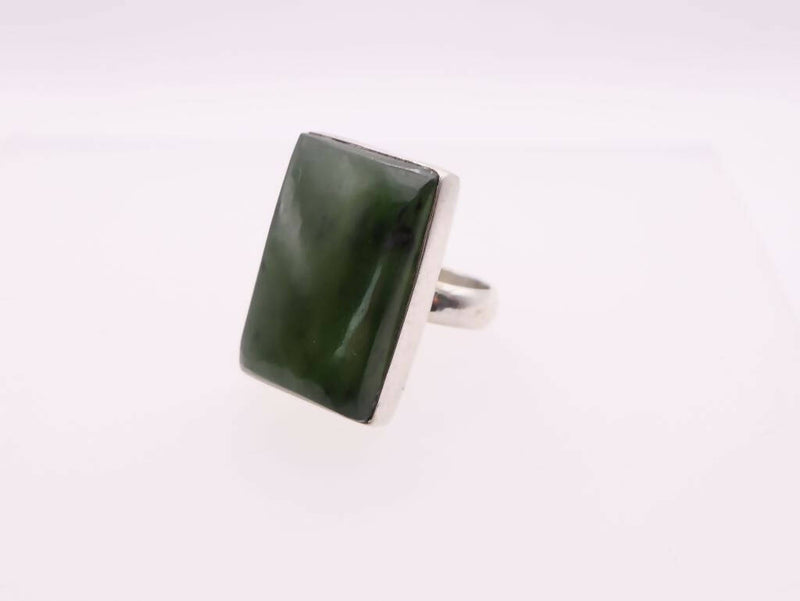 Vintage Sterling Silver & Green Agate Ring