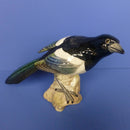 Beswick Bird - Magpie Model No 2305