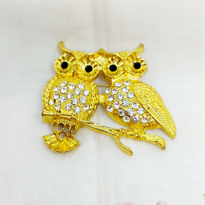 Gold Tone Happy Owls Brooch