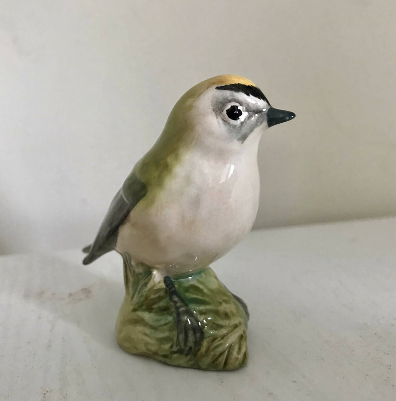 Beswick Goldcrest bird. Model 2415.