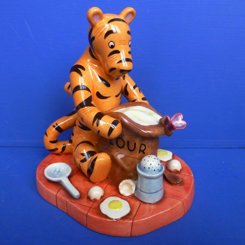 Royal Doulton Winnie The Pooh Figurine - Oh No! Things Could Get Messy WP97