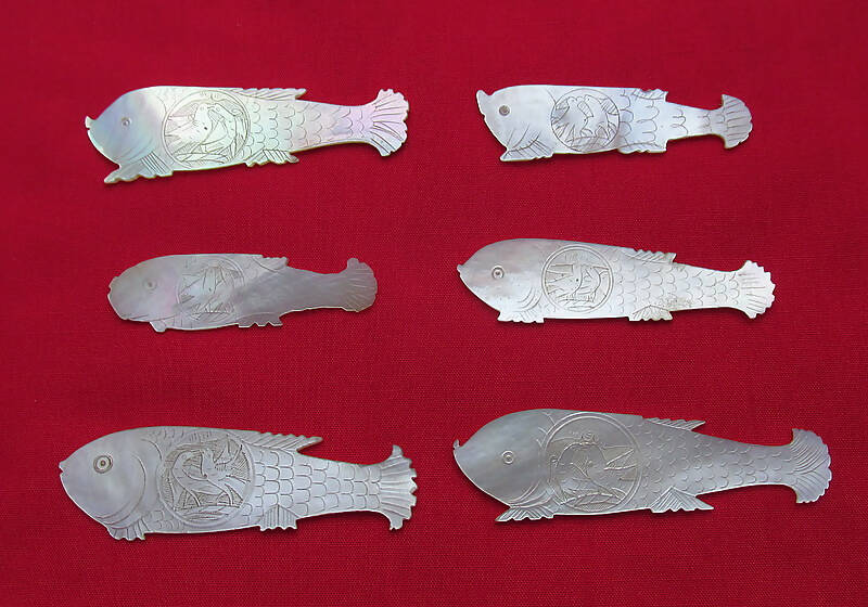 Collection Of Six Fish Design Mother Of Pearl Counters