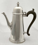 Elizabeth II, Queen Anne Style, Silver Coffee Pot. London 1958 Nayler Brothers. 18 troy ounces.