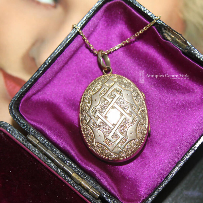 Antique 9ct Gold Locket & Chain