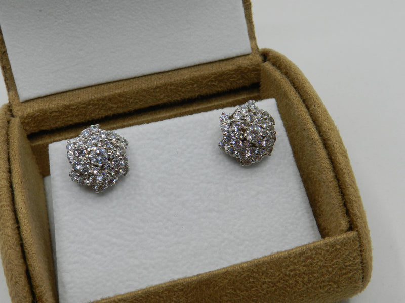 Cluster Stud Earrings Gold