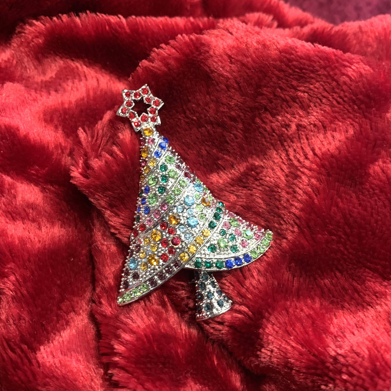 Christmas Tree Brooch with star