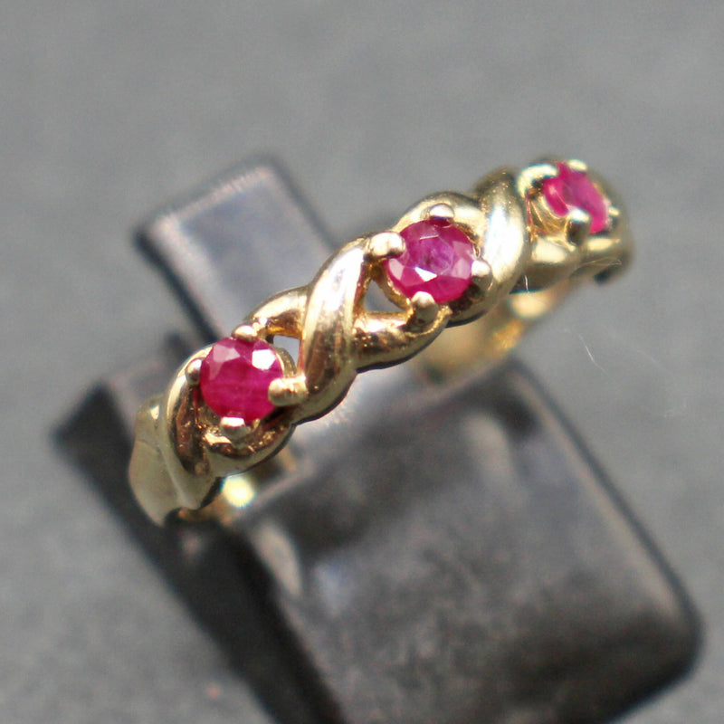 9ct gold ruby three stone ring