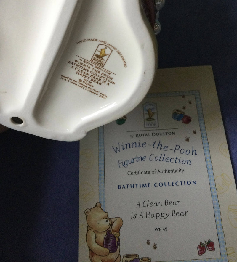 Royal Doulton Winnie The Pooh A Clean Bear Is A Happy Bear WP49 2003-5 Boxed with Certificate