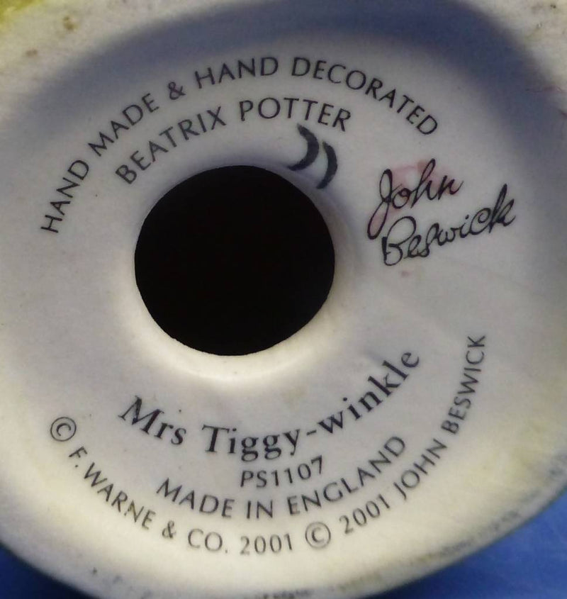Beswick Beatrix Potter Figurine - Mrs Tiggywinkle (Satin) - Boxed