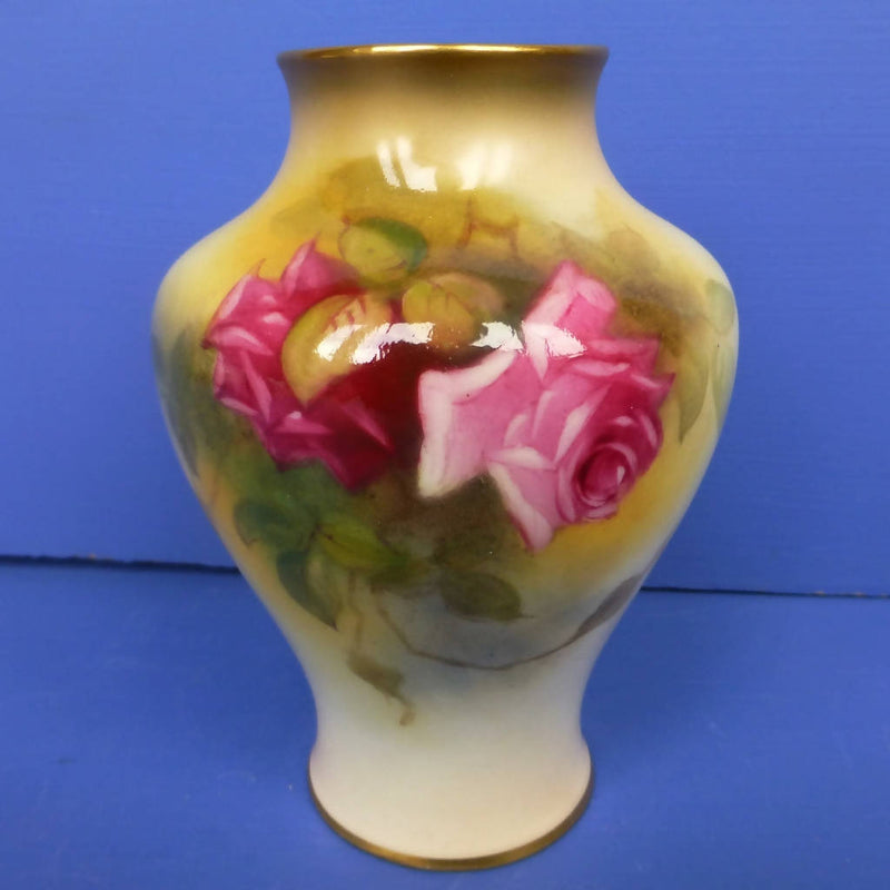 Royal Worcester Roses Vase Signed By Millie Hunt C1929