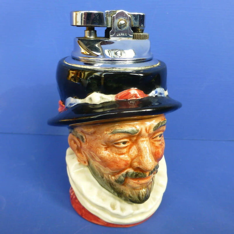 Royal Doulton Table Lighter - Beefeater D6233
