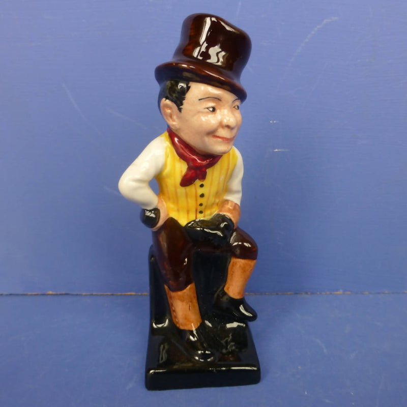 Royal Doulton Dickens Figurine - Sam Weller M48