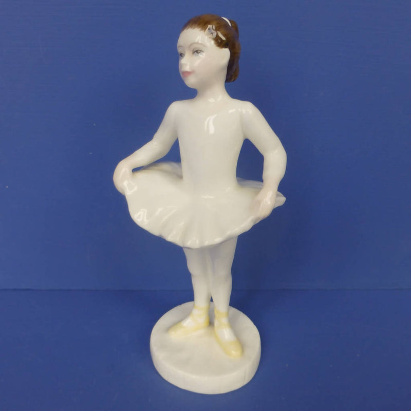 Royal Doulton Figurine Ballet Class HN3731