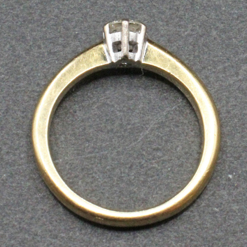 18ct gold .33 carat diamond solitaire ring