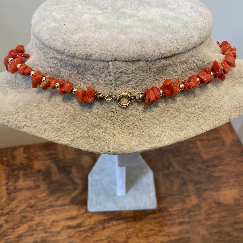 Red coral necklace