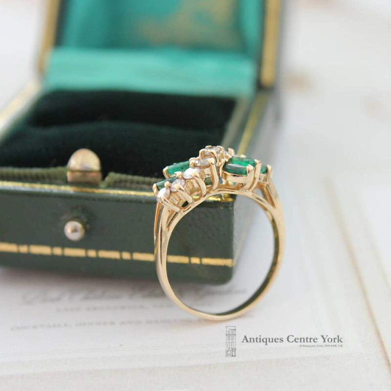 14ct Emerald & Diamond Twist Ring